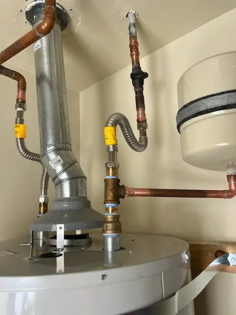 Water heater installation and plumbing repair in Cerritos
